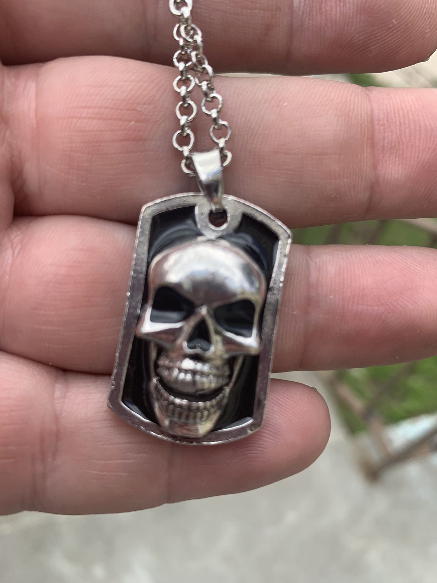 Sterling silver skull 💀 necklace