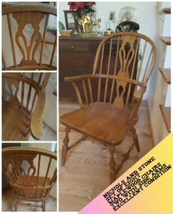 Set of Eight Matching Maplewood windsor chairs