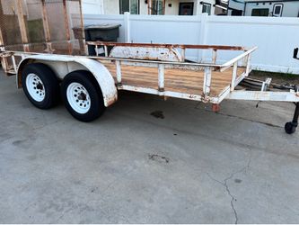 2004 12’ double axle utility trailer