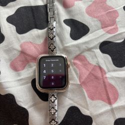 Rose Gold Apple Watch 