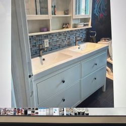 Vanity Top with Sink and Fossils 