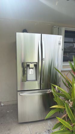 LG Door-in-Door Refrigerator