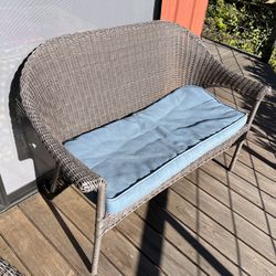Deck Loveseat With Cushion 