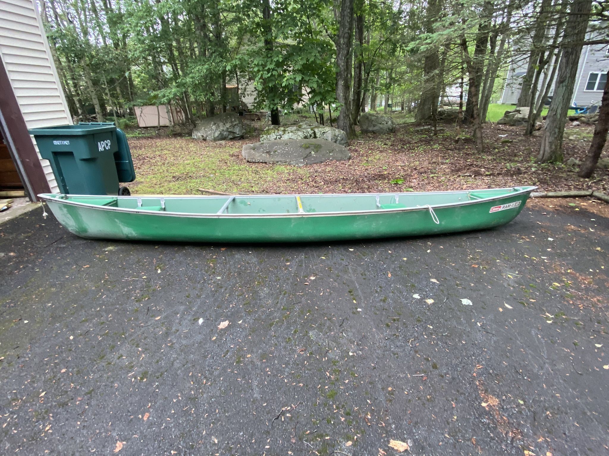Coleman Canoe Ram-X 17