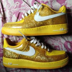 2009 Nike Air Force 1 WMNS Size 9.5 Low Del Sol