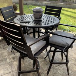 Bar Table With 4 Chairs 