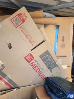 Free moving boxes