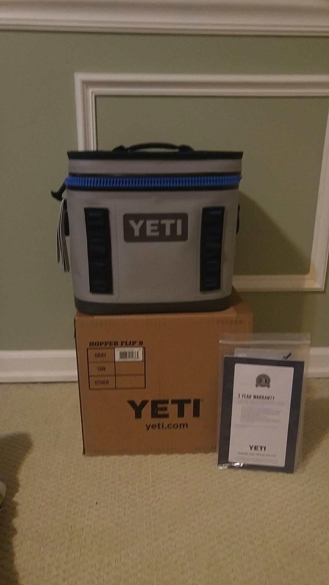 Yeti Hopper Flip 8