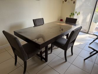 Wood Dining Table In Excellent Condition