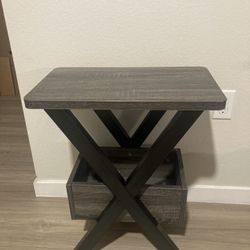 Set Of 2 Nightstand/End Tables (Gray)