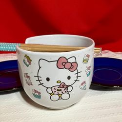Hello Kitty Noodle Bowl With Chopsticks & Plates