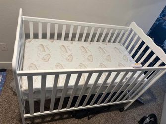Baby crib and toddler day bed