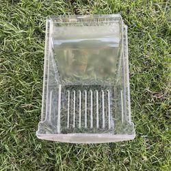 FRIGIDAIRE REFRIGERATOR CRIPSER DRAWER PART# (contact info removed)01. PREOWNED good shape. No issues. Needs to be cleaned