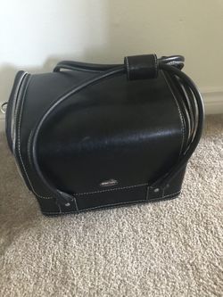 Cosmetic bag