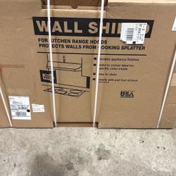 Wall Shield For Kitchen Range Hoods 