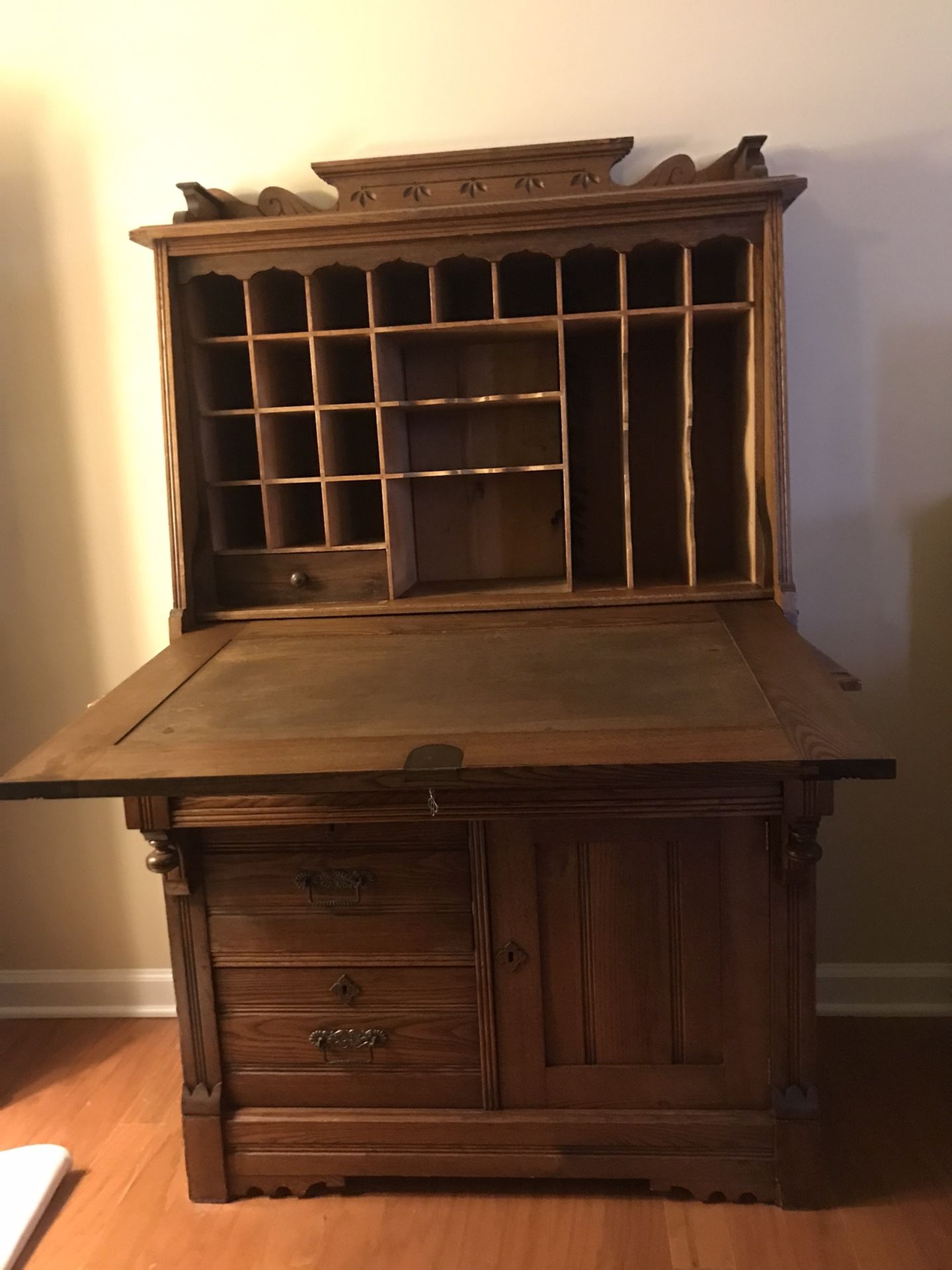 Unique Antique Desk With Cubbyholes Galore