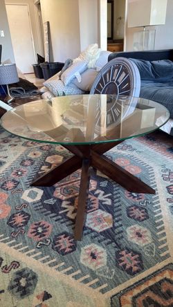 Modern glass coffee table
