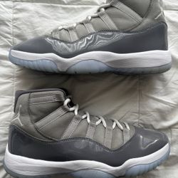 Air Jordan 11 Retro Cool Gray Size 9.5 Pre Owned 