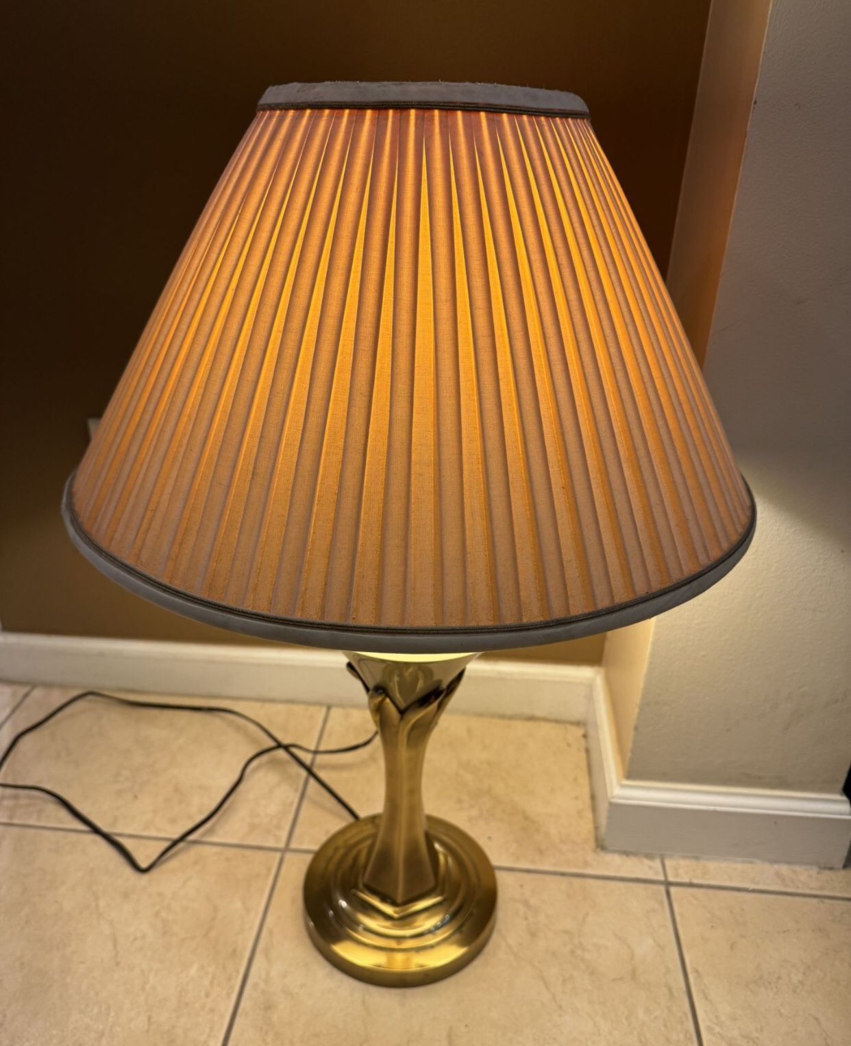 Vintage Stiffel Brass Table Lamp with 2 Shades