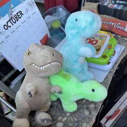 3 Plushies Dinosaur  🦖 🦕 🦖