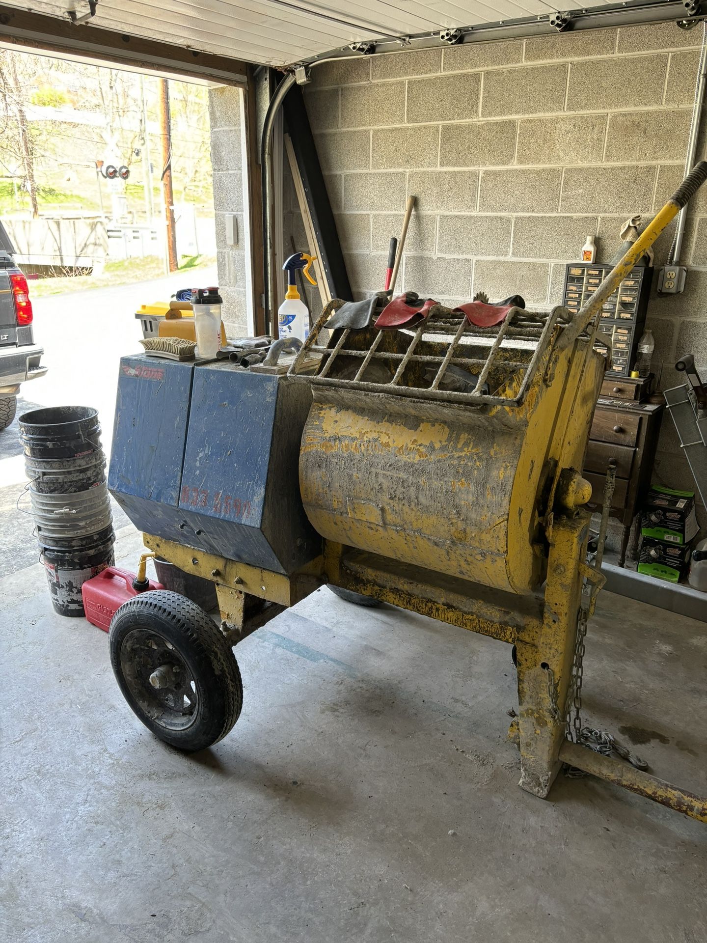 STONE MORTAR MIXER / 8 HP Honda Motor