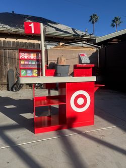 Target toy checklane