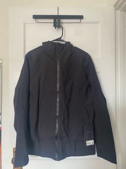 Lululemon Waterproof Full-Zip Rain Jacket Size: Medium Color: Black