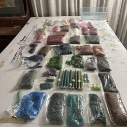 BEADS JEWELRY MAKING KITS CHAIN STOMES GLASS BEADS ACRYLIC PLASTIC EARRINGS NECKLACES PENDANTS 