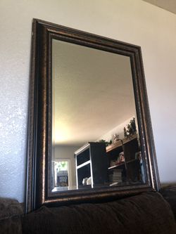 Mirror 32 3/4 x 42 1/3
