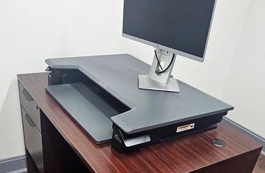Ergotron Sit and Stand Desk Top