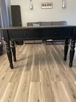 Used buffet table