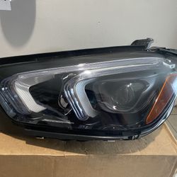 2020-2023 Mercedes Benz GLC Left Headlight 