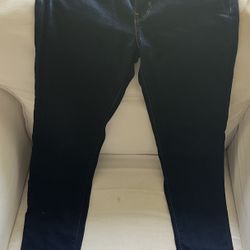 Women’s Levi Blue Jeans 