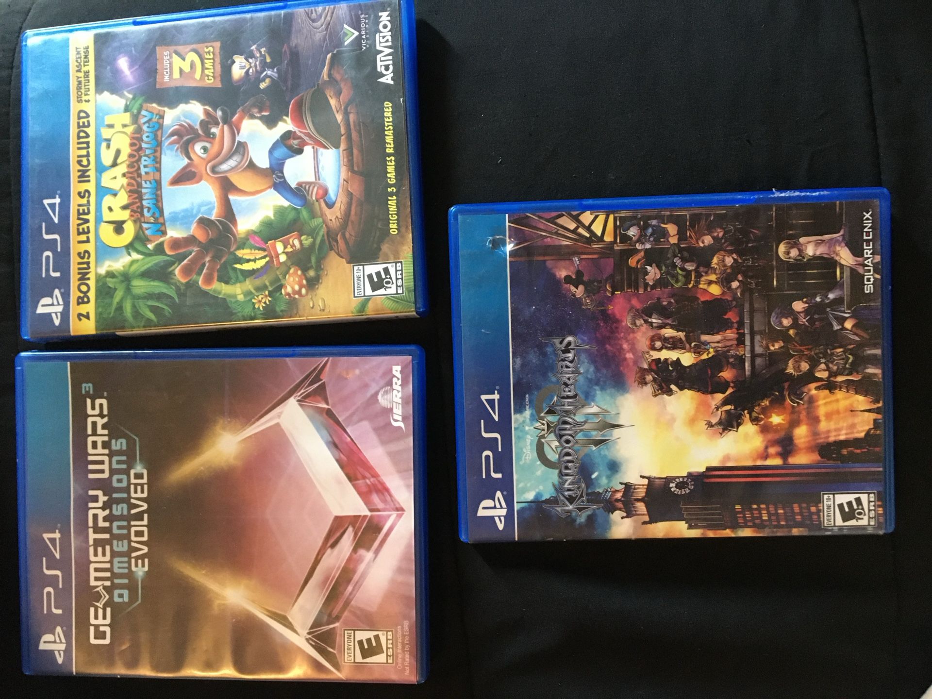 PS4 Game Bundle — Like New — 