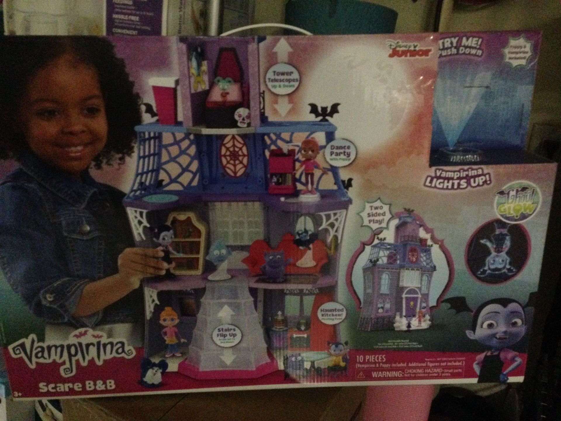 Vampirina Toy Castle