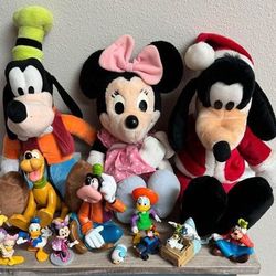 Disney Plush Toy Lot Minnie Goofy Pluto Donald some vintage $25 for All xox