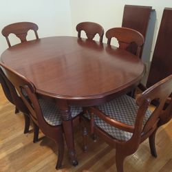 Solid Wood Dining Table- Very Good Condition