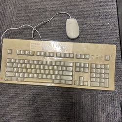 Vintage Apple Extended Keyboard M0115 With Apple Bus Mouse II Model M2706 Excellent Condition 