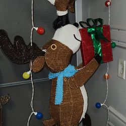 7ft Reindeer