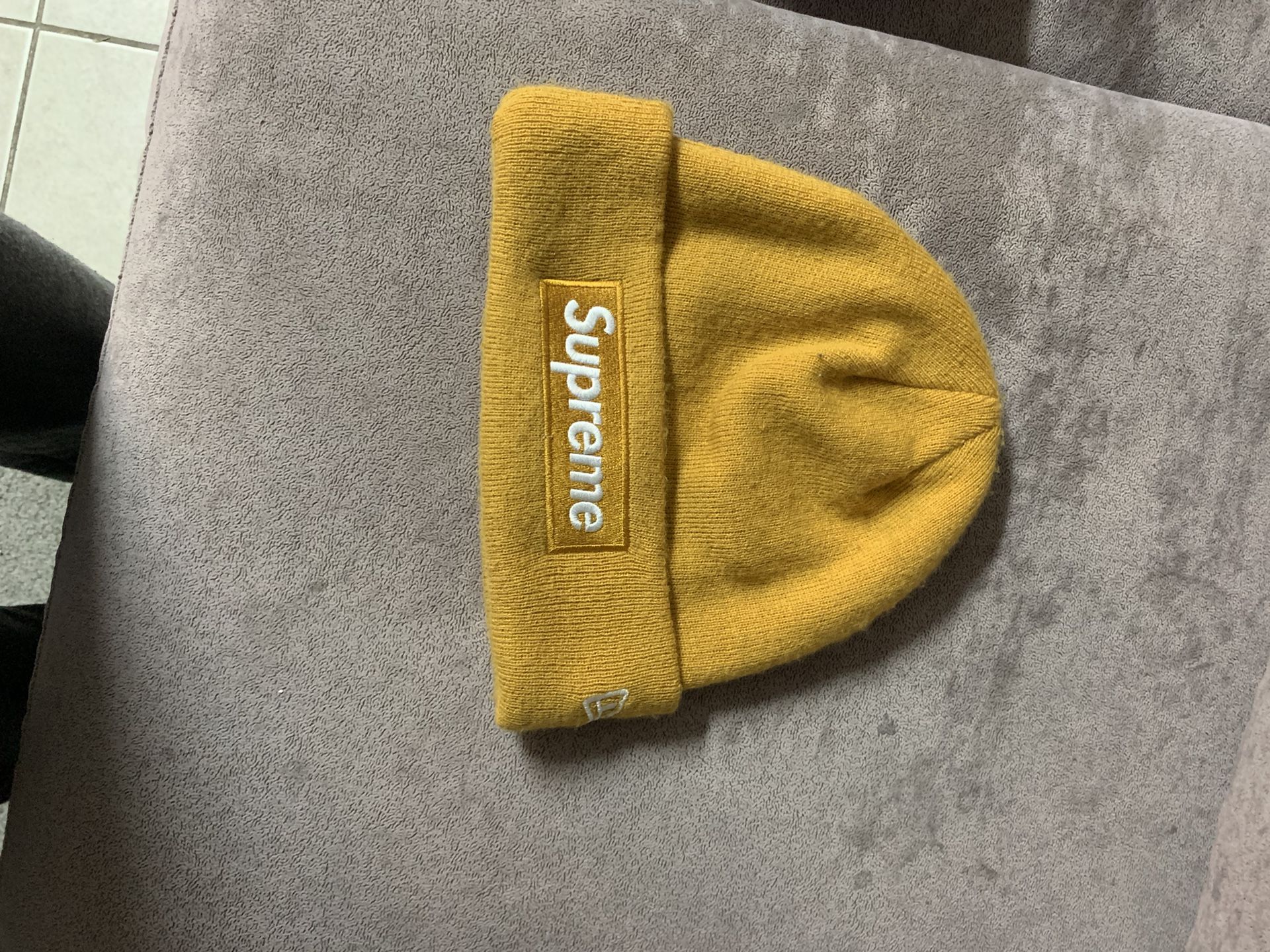 Supreme New Era Beanie