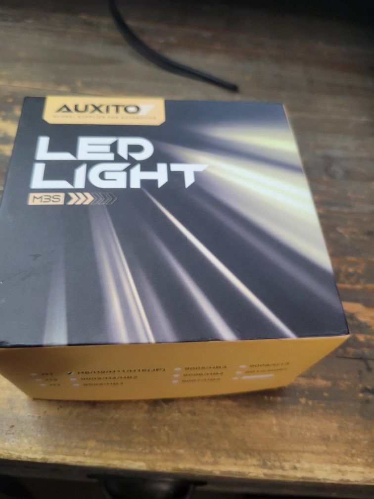 AUXITO H11 Bulbs - 30000 Lumens, 120W, 6500K, 900% Brighter Fog Lights, H11/H8/H9 Compatible, 2-Pack