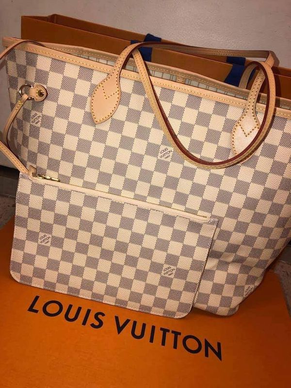 Louis Vuitton Gucci Versace Jimmy choo for Sale in San Jose, CA - OfferUp