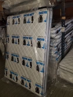 Brand new orthopedic queen size mattress and matching box spring