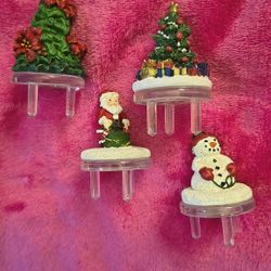 4 Vintage Cupcake Toppers