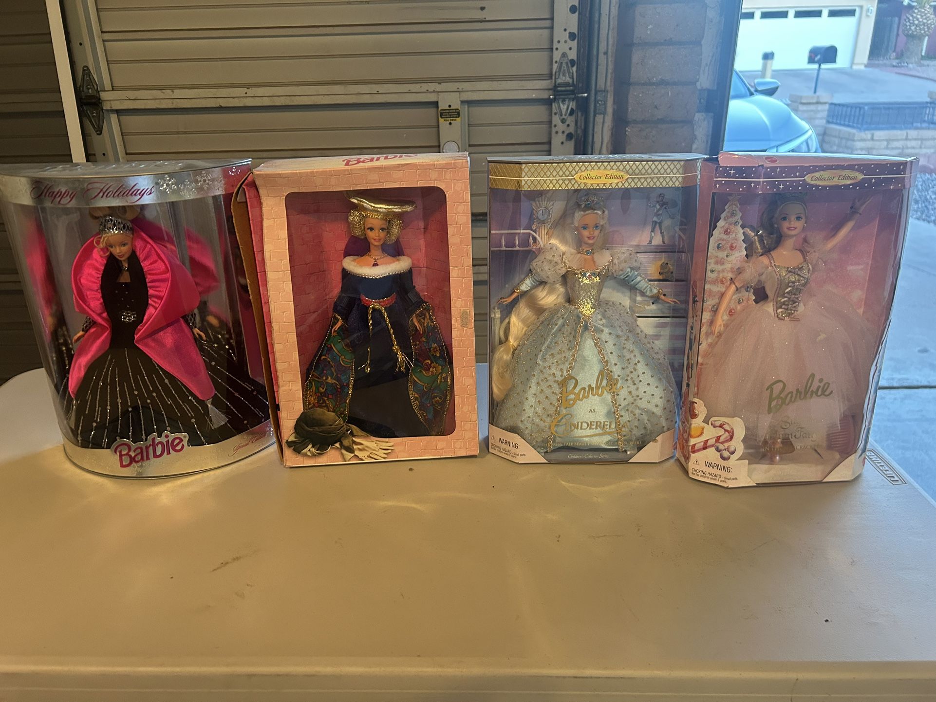 11 Barbie Collectible Dolls