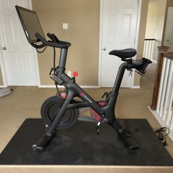 2019 Peloton Bike – Barely Used, Great Condition!  