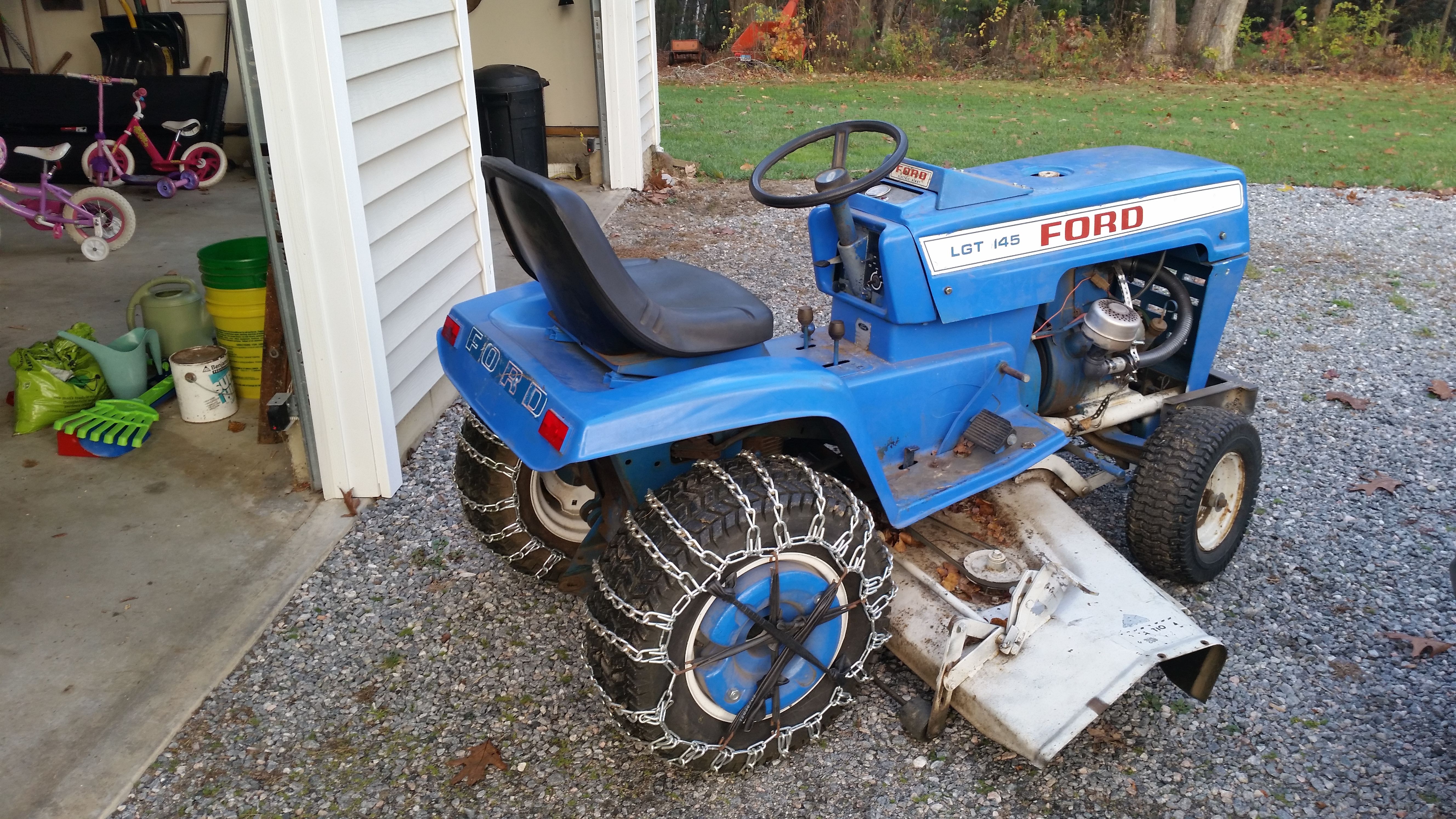 Ford LGT 145 Garden Tractor