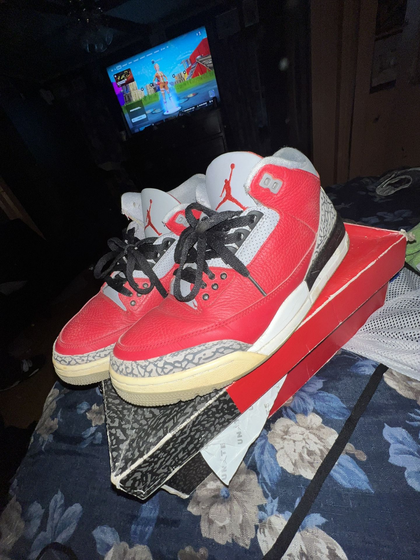 AIR JORDAN 3 RETRO SE UNITE