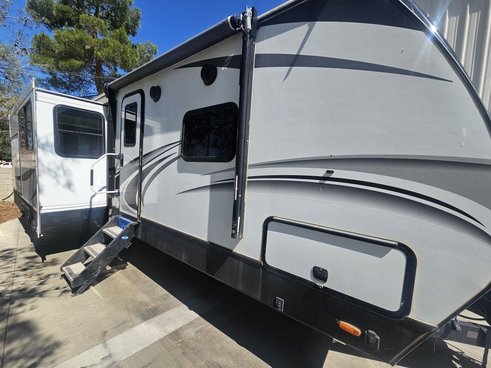 2020 Keystone Cougar 29RLKWE