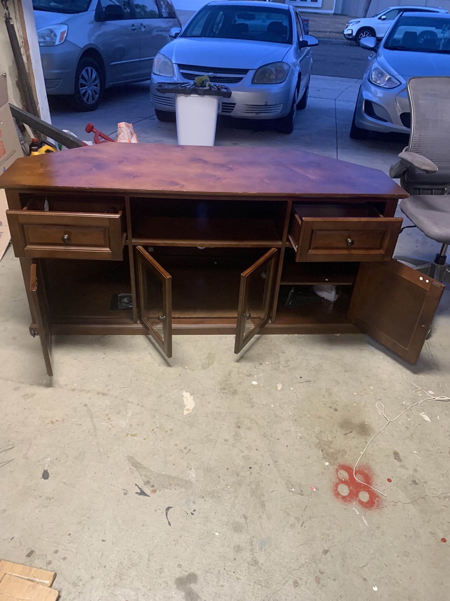 Corner Tv Stand ..... 65\' Tvs ..Esquinero  Para Tv De 65\'